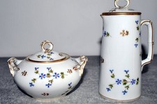 Porcelaine de Limoges-Jean POUYAT-Sucrier+pot à lait décor fleurettes et dorure