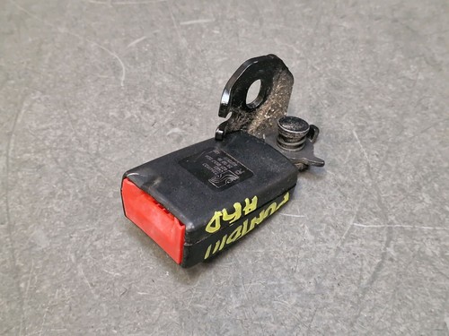 Attache ceinture sécurité