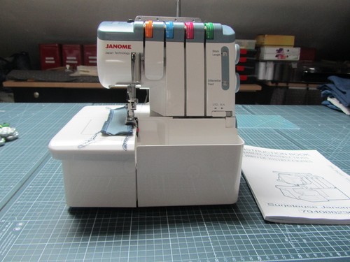 Surjeteuse janome jubilé 150 - janome,