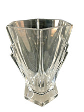 vase exogonal en cristal style