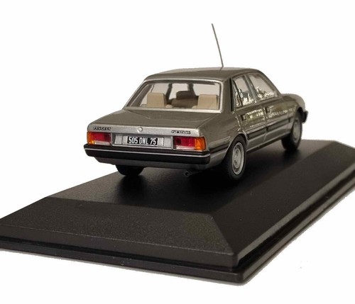 Peugeot 505 argent 1982 - 505, gr