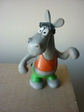 FIGURINE BULLY / SERIE CHEVAL   /  PULL ORANGE    /  8   CM  / GERMANY 