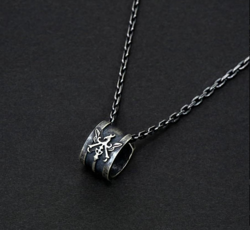 Collier pendentif manchette