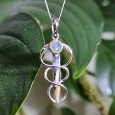 Collier pendentif serpent pierre de lune bâton de pierre précieuse Hermès arg...