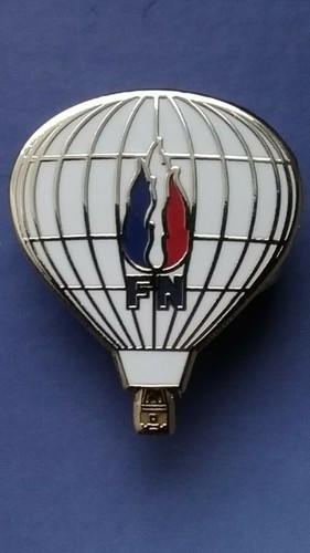Montgolfière blanche pin - ,