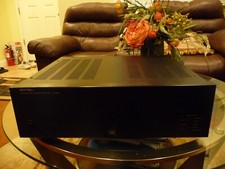 ROTEL RB-985 Power Amplifier
