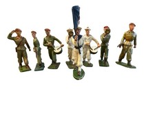 8 ANCIENNES FIGURINES STARLUX