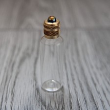 5.7 cm de haut, fiole de sac en verre, miniature transparente en verre