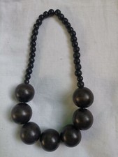 Collier fantaisie  extensible grosses et petites perles en bois