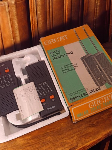 Talkie walkie vintage great - talkie-walkie,