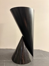 « Vase 2 » par Paul Baars