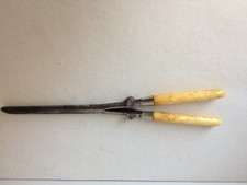 ancien fer à friser pliant