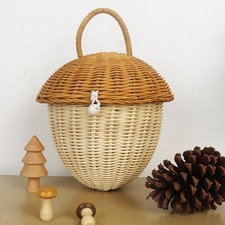 Panier En Rotin Tissé à La