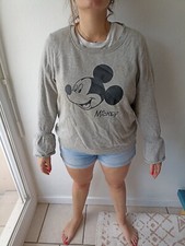 Pull Disney taille L