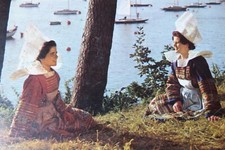 ANCIENNE BOÎTE MÉTAL