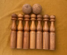 7 quilles anciennes en bois 29