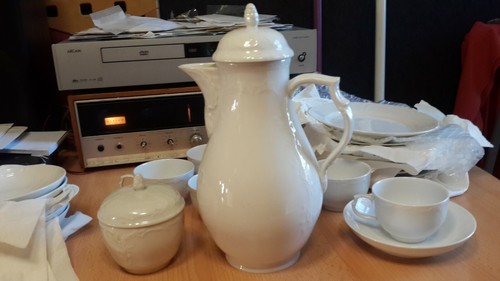 Service cafe porcelaine - a,