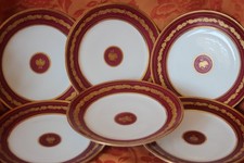 6 assiettes en porcelaine de