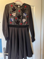 Robe noire avec broderies, paillettes LOVE MANOUSH 38