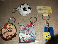VENDS LOT DE 4 PORTES CLEF TITI, BALLON, SINGE, LAPIN