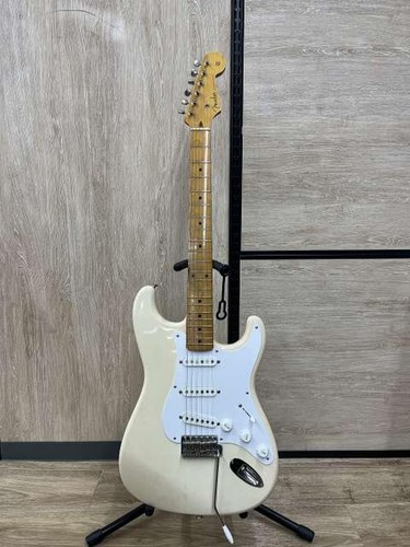 Fender japan st57 - [fender, st57-53