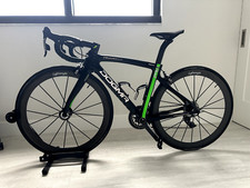 Pinarello Dogma F8 Torayca