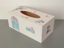 Boite à mouchoirs en bois