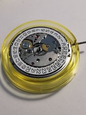 ETA - MOUVEMENT 2824 - COMPLET - FONCTIONNEL - RÉVISION À ENVISAGER