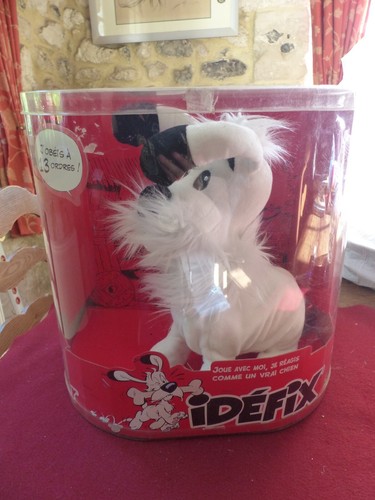 Peluche interactive idefix par - interactive,
