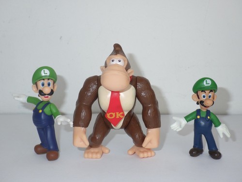 Lot figurines super - lot,