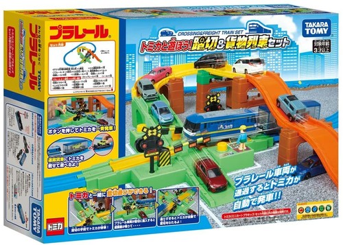 Takara tomy let play - tomy,