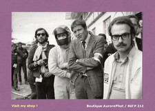TIRAGE 1975 SPORT COURSE AUTOMOBILE 24 H DU MANS, PILOTE & STAFF AU STAND -P212