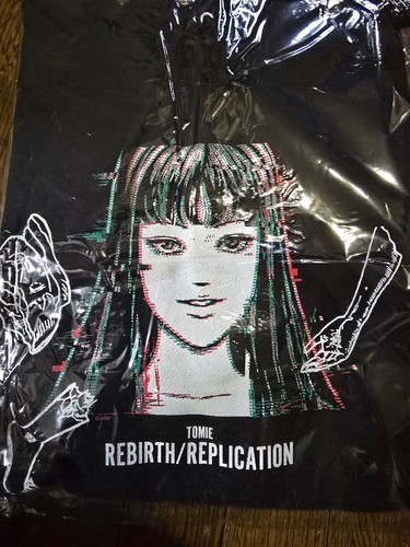 Parka junji ito exhibition - parka,