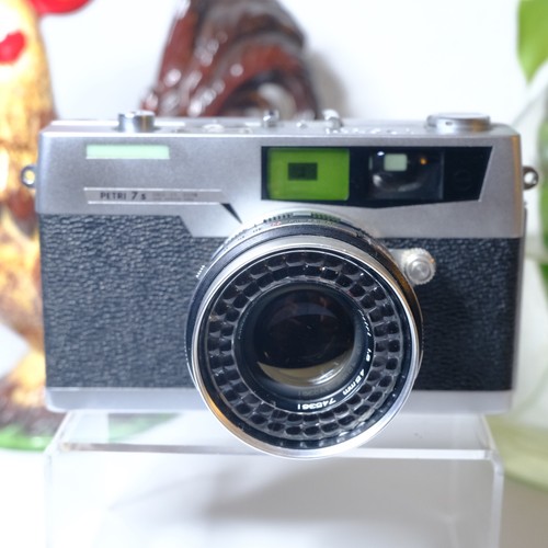 Petri rangefinder camera - petri,