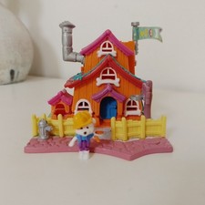 Polly Pocket bluebird Dog