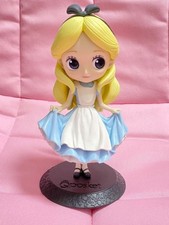 Figurine Disney Alice au pays des merveilles Qposket Personnages Disney...