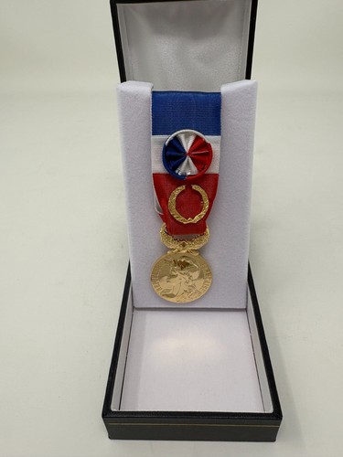 Médaille travail vermeil - mÉdaille,