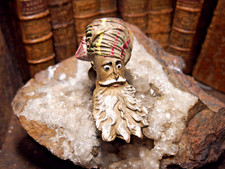 PIPE TERRE CUITE SCULPTEE