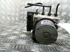 Bloc ABS (freins anti-blocage)