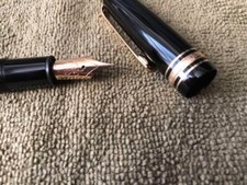 Stylo plume à piston