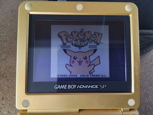 Pokémon version jaune sur - jaune,
