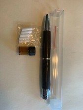 aromatherapy diffuser hand