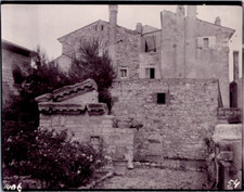 Croatie, maisons, ruines anciennes, 1906 Vintage silver print  Tirage argent
