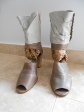 Sandales bottes à bout ouvert talons épais 38 neuves