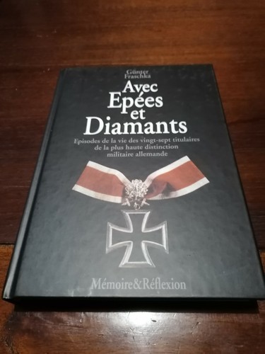 Avec épées diamants - épées, et