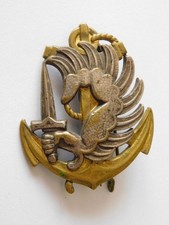 INSIGNE DE BERET PARACHUTISTES COLONIAUX / ALGERIE TROUPES COLONIALES