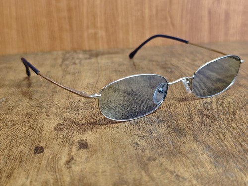 Lunettes soleil ovales - de,