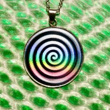 Pendentif lenticulaire spirale
