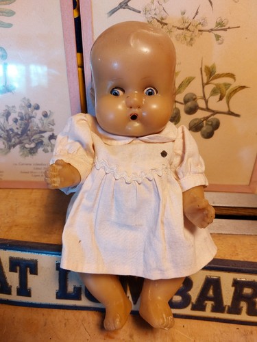 Poupée ancienne latex