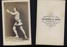 Levinthal & Paetz, Berlin, artiste de cirque, à identifer Vintage albumen print 